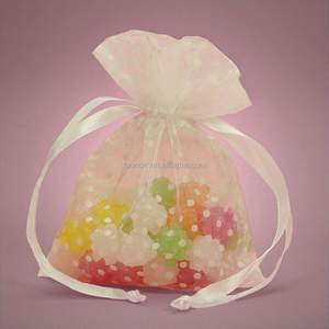 Sacs à parfum en organza blanc à pois personnalisés - Product Image 3