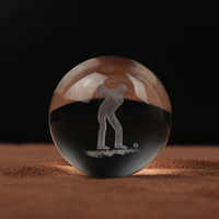 Balle de golf en verre gravée au laser de 60 mm avec base LED, trophée souvenir pas cher