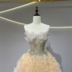 Robe de bal longue JFH78 unique et colorée, sans bretelles, avec décolleté cœur, en mousseline de soie, dentelle, perles, appliques et broderies - Product Image 3
