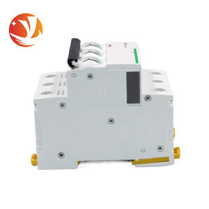 Neuf d'origine -Schneider- A9F18316  Disjoncteur PLC Contrôleur programmable - Product Image 2