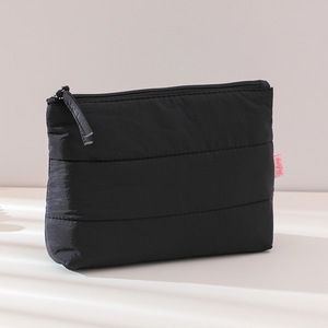 Nouvelle trousse de toilette tendance, étanche et portable pour les voyages - Product Image 6