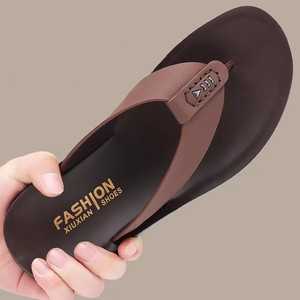 2023 nouvelle mode en cuir maison pantoufles peau de vache tongs hommes mode <span class=keywords><strong>fourrure</strong></span> pantoufles - Product Image 4