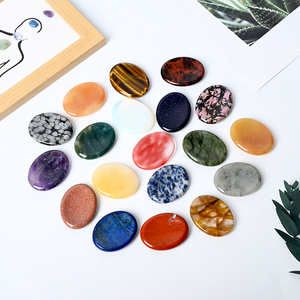 Piedra de Masaje de Rubí de Cristal de Alta Calidad para Sanación con Reiki y Otros Usos Temáticos, Artesanía de Cristal - Product Image 1