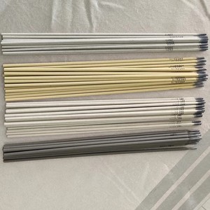 Ac Carbon E316L Électrode Titane 2.5mm <span class=keywords><strong>Baguette</strong></span> de soudage 3.2 J421 Électrodes/<span class=keywords><strong>Baguette</strong></span> <span class=keywords><strong>à</strong></span> <span class=keywords><strong>souder</strong></span> Électrodeen Titane Mt12 Électrode - Product Image 5