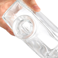 Botella de Vodka Rectangular Plana, Botella Pequeña Portátil para una Sola Persona, Exquisita y de Alta Gama 100ml 200ml 250ml