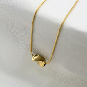 Geometric Necklace For Women Gold Irregular Pendant Snake Chain Minimalist Luxury Clavicle Chain Everyday Wear - Product Image 1