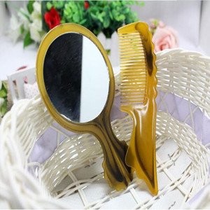 Juego de espejo y peine portátiles para maquillaje, espejo portátil pequeño con mango, artículo de un yuan, regalo gratis. - Product Image 2