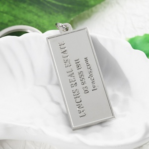 Llaveros Personalizados con Logotipo de Marca Comercial, Llaveros de Metal de Aleación de Zinc Plateados con Esmalte para Regalos de Recuerdo - Product Image 4