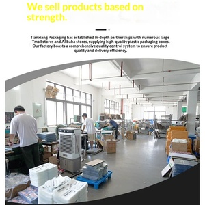 กล่องแม่เหล็กติดตู้เย็น PVC แบบกำหนดเอง พร้อมตะขอและการ์ด หน้าต่างใสสำหรับของที่ระลึกเมืองต่างๆ - Product Image 1