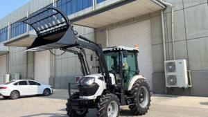 Tractor Agrícola con Buen Servicio, Neumático Radial, Motor YTO de 70HP, Cabina con AC y Tracción en las 4 Ruedas - Product Image 5