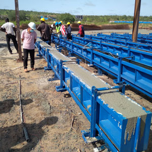 Moldes de poste de hormigón no pretensados personalizados Molde de viga en I de hormigón Máquina de fabricación de poste cuadrado de hormigón - Product Image 1