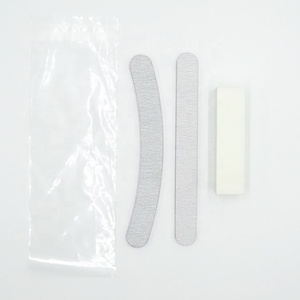 <span class=keywords><strong>Kit</strong></span> per Unghie Monouso da Salone 3 Pezzi a Buon <span class=keywords><strong>Prezzo</strong></span>, Lima per Unghie Zebrata Personalizzata e Buffer per Unghie Bianco in Smeriglio - Product Image 1