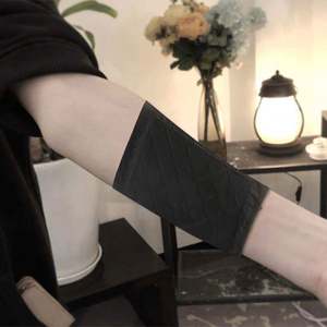 Almohadillas Absorbentes Desechables de Grado Médico para Tatuajes y Sangre - Product Image 2