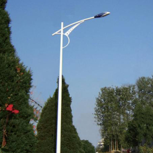 Solar Monopole Tower <strong>Street</strong> <strong>Light</strong> Pole With LED Galvanized Customizable Height 15M-80M Wind Resistant 180km/h - Product Image 2