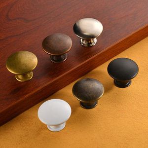 Pomo de gabinete Jingmao, hierro negro mate, redondo, de un solo orificio, para puerta de armario, herrajes para muebles 001 - Product Image 1