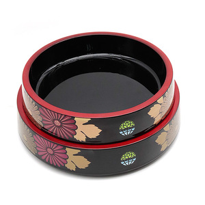 <span class=keywords><strong>Plateau</strong></span> à <span class=keywords><strong>sushi</strong></span> de style japonais Newell, motif floral noir et rouge, pour servir les nigiri et les rouleaux <span class=keywords><strong>maki</strong></span> - Product Image 2