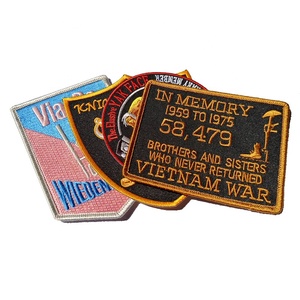 Cánh tay ngực vai Huy Hiệu đồng phục các bản vá lỗi dính tùy chỉnh thêu các bản vá lỗi móc và vòng lặp thêu vá - Product Image 3