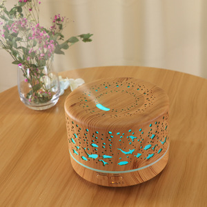 Difusor de Aroma con Diseño de Madera, Humidificador Ultrasónico de 500 ml con Luz LED y Control Remoto para Uso Doméstico - Product Image 2