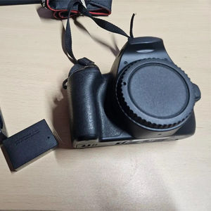 Hft เลนส์กล้องดิจิตอล <span class=keywords><strong>EOS</strong></span> <span class=keywords><strong>200D</strong></span> II DSLR พร้อมกรอบ APS-C ตัวเซ็นเซอร์ราคาถูกการ์ด SD ขายส่ง - Product Image 1