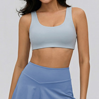 Soutien-gorge de sport à col en U avec bretelles croisées, dos ouvert, rembourrage amovible, élastique discret, maintien moyen, en Spandex/Nylon, idéal pour le yoga