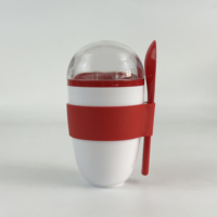 Boîte à lunch à compartiment unique de petite taille de couvercle en plastique de tasse à salade à double paroi portative pour la conservation de collations saines en déplacement