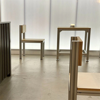 Ensembles de tables et chaises en contreplaqué de bouleau avec profilés en aluminium de style industriel pour showroom, restaurant, boutique