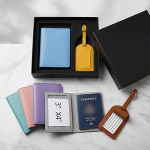 Ensemble porte-passeport et étiquette de bagage en cuir PU pour voyages d'affaires, événements d'entreprise, avec logo personnalisé, coffret cadeau de voyage - Product Image 3