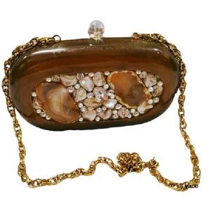 Pochette de soirée luxueuse en résine marron avec strass - Product Image 2