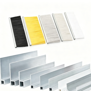 Striscia di Spazzole con Base in Metallo <span class=keywords><strong>per</strong></span> Sigillare il Fondo della Porta con Guarnizione a <span class=keywords><strong>Spazzola</strong></span> - Product Image 6