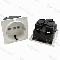 Connecteur industriel en gros d'usine, prise CA 16A Type-E Type-F, prise murale française Schuko UE pour bloc PDU IA
