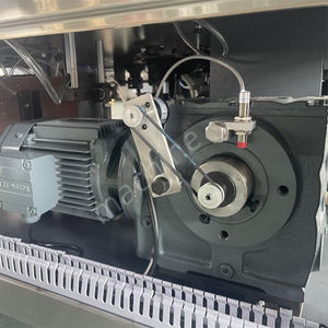 Máquina automática de embalaje de película de papel Polvo seco Custard Chili Curry Protein Powder Bolsas prefabricadas Envoltura de llenado de bolsas con cremallera - Product Image 4