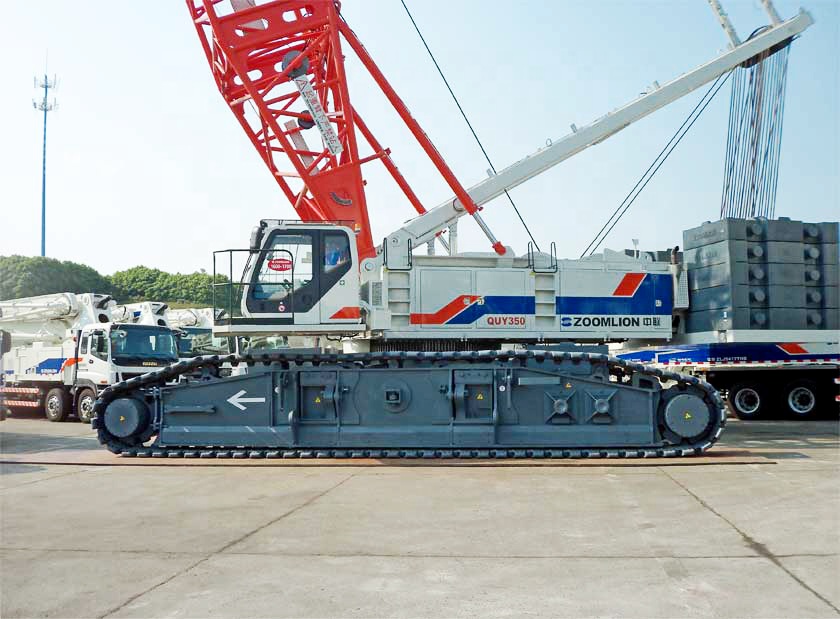 吊りクレーン 新幹線E2系の陸揚げ作業から見守っていたので… いまさら投稿して