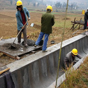 Machine de revêtement de canal <span class=keywords><strong>en</strong></span> béton <span class=keywords><strong>en</strong></span> forme de <span class=keywords><strong>U</strong></span>, machine de revêtement de tranchée pour la conservation de l'eau, machinerie - Product Image 3