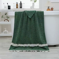 Ensemble de serviettes en polaire corail haut de gamme à motifs floraux de style français, style pastoral romantique, imprimé dentelle, doux, absorbant et séchage rapide pour la salle de bain