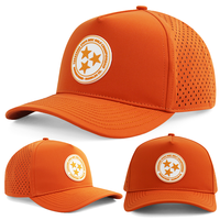 HS41 Venta al por mayor de fábrica Gorra deportiva impermeable de 5 paneles con parche de PVC transpirable perforado con láser, gorra de ciclismo personalizada para exteriores