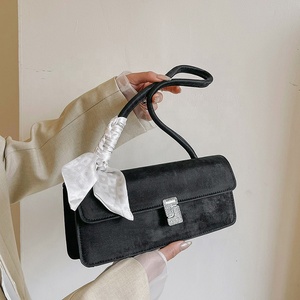 2024 Schlussverkauf Kunstleder-Handtaschen Damen reine Farbe Bowknot Unterarm-Schultertasche Rechteckige Marken-Designer-Taschen für Mädchen - Product Image 6