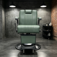 Fauteuil de Barbier en Cuir Vert Hydraulique Inclinable Pivotant à 360 Degrés pour Salon de Coiffure OEM ODM Personnalisé
