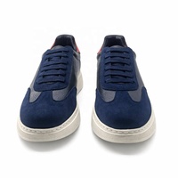 Espadrilles basses respirantes en daim bleu marine à blocs de couleur avec talon rouge, chaussures de sport décontractées pour hommes, été