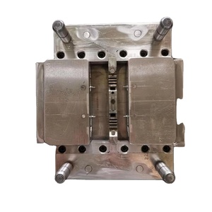 قالب حقن عالي الجودة مخصص ودقيق لقطع أحذية التزلج - Product Image 2