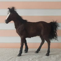 Modèle de cheval réaliste en quatre couleurs au choix, décoration d'intérieur, artisanat, cadeau, accessoires pour la maison et le jardin