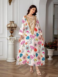 महिलाओं के लिए <span class=keywords><strong>2026</strong></span> नई लुभावनी त्वचा के अनुकूल मामूली पुष्प कढ़ाई वाली मुस्लिम मैक्सी अबाया पोशाक - Product Image 3