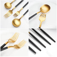 Vente en gros d'argenterie en métal Cuisine 4pcs Thé Café Noir Dessert Couverts en or Cuillère et Fourchette Ensemble de couverts en acier inoxydable 304