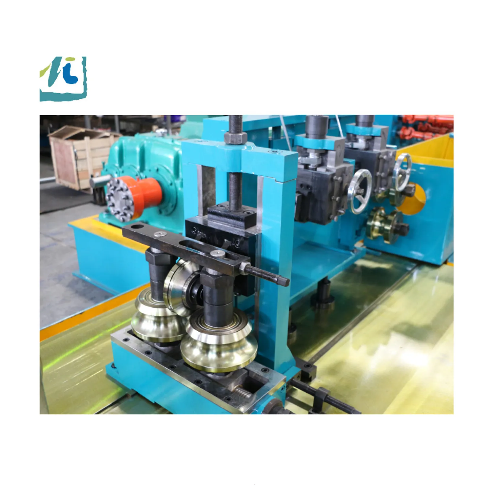 Çin üretimi profesyonel Erw boru tüp şekillendirme makinesi, çelik otomatik üretim hattı