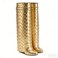 Bottes hautes classiques de luxe imprimées pour femme, de marque célèbre, à bout fermé, avec décoration métallique et fermeture éclair, talon plat, pour l'été et l'automne