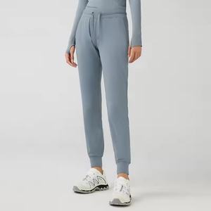 Pantalones Deportivos para Mujer con Bolsillos, Leggings Atléticos Ligeros, Pantalones Ajustados para Hacer Ejercicio, Yoga y Correr - Product Image 4