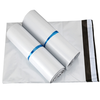 Sacs d'expédition en vrac en poly blanc pour vêtements pour expédition postale et enveloppe