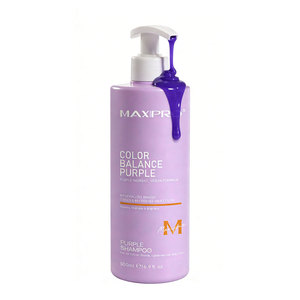 Shampooing violet Maxipro Organic Color Balance pour cheveux blonds, gris argenté et méchés, professionnel, neutralise les tons jaunes et bruns. - Product Image 1