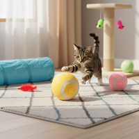 Intelligenter Automatischer Rollender Katzenball, Wiederaufladbares Interaktives Elektrisches Spielzeug für Drinnen, Selbstbewegend zur Unterhaltung von Haustieren