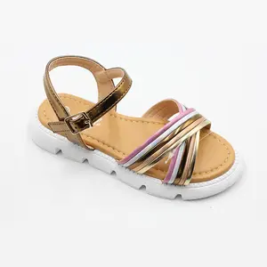 Vente en gros de jolies sandales de plage en gelée pour enfants sandales d'été colorées faites à la main pour enfants <span class=keywords><strong>chaussures</strong></span> de bébé antidérapantes pour filles - Product Image 1