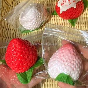 Neue Simulation Strawberry Squeeze TPR Spielzeug Nettes Soft Stress Relief Zappel spielzeug für Kinder Adult Dekompression Straw aberry <span class=keywords><strong>Toy</strong></span> - Product Image 5